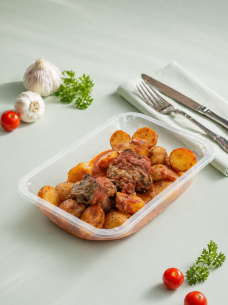Шашлык из курицы с томатным соусом, второе блюдо в составе готового рациона
