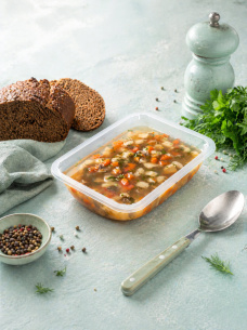 Рыбный суп с судаком и овощами, первое блюдо для повседневного меню